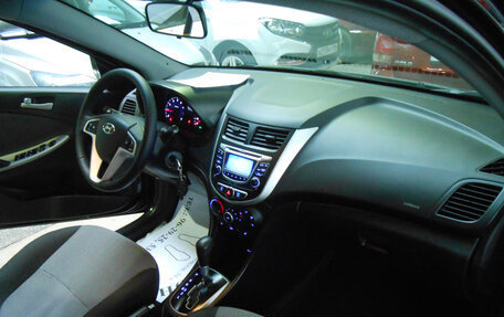 Hyundai Solaris II рестайлинг, 2013 год, 998 000 рублей, 11 фотография