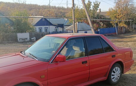 Nissan Bluebird VIII, 1987 год, 90 000 рублей, 1 фотография