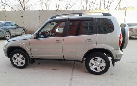 Chevrolet Niva I рестайлинг, 2012 год, 600 000 рублей, 6 фотография