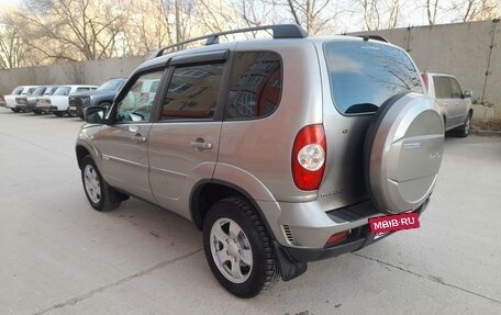 Chevrolet Niva I рестайлинг, 2012 год, 600 000 рублей, 2 фотография