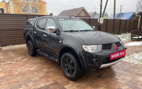 Mitsubishi L200 IV рестайлинг, 2012 год, 1 650 000 рублей, 2 фотография