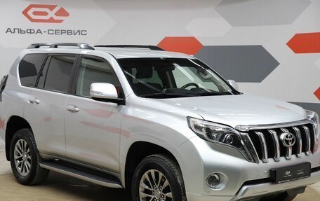 Toyota Land Cruiser Prado 150 рестайлинг 2, 2011 год, 2 660 000 рублей, 3 фотография