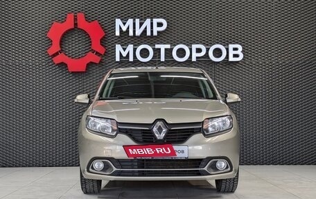 Renault Logan II, 2017 год, 820 000 рублей, 2 фотография