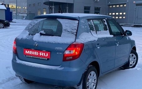 Skoda Fabia II, 2011 год, 670 000 рублей, 3 фотография