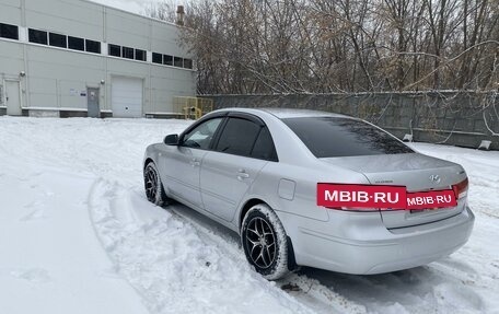 Hyundai Sonata VI, 2008 год, 900 000 рублей, 4 фотография