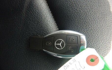 Mercedes-Benz E-Класс, 2011 год, 1 850 000 рублей, 3 фотография