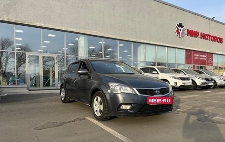 KIA cee'd I рестайлинг, 2010 год, 650 000 рублей, 3 фотография