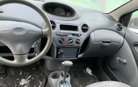 Toyota Echo, 2000 год, 150 000 рублей, 14 фотография