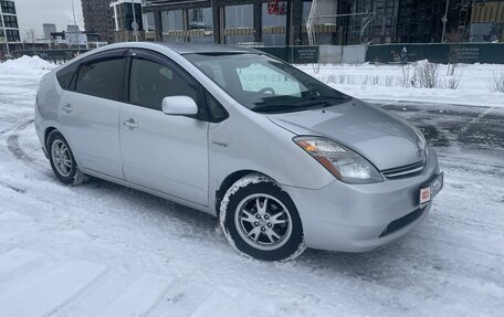 Toyota Prius, 2007 год, 750 000 рублей, 2 фотография