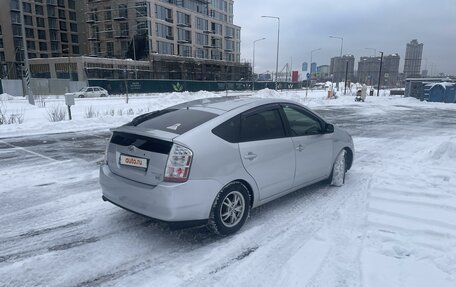 Toyota Prius, 2007 год, 750 000 рублей, 4 фотография