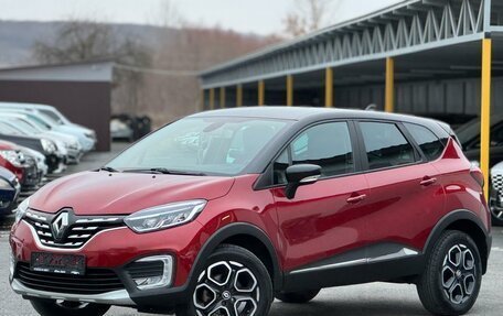 Renault Kaptur I рестайлинг, 2021 год, 1 930 000 рублей, 1 фотография