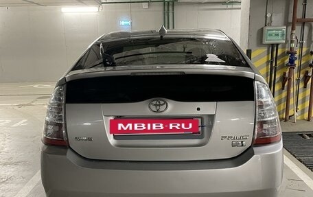 Toyota Prius, 2007 год, 750 000 рублей, 22 фотография