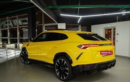 Lamborghini Urus I, 2021 год, 30 495 000 рублей, 6 фотография