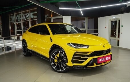 Lamborghini Urus I, 2021 год, 30 495 000 рублей, 3 фотография