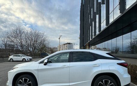 Lexus RX IV рестайлинг, 2019 год, 5 500 000 рублей, 3 фотография