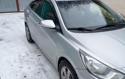 Hyundai Solaris II рестайлинг, 2012 год, 750 000 рублей, 1 фотография