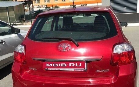 Toyota Auris II, 2011 год, 1 300 000 рублей, 3 фотография