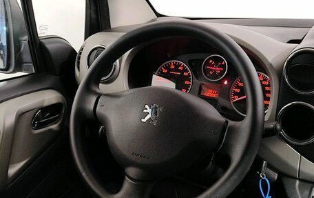 Peugeot Partner II рестайлинг 2, 2011 год, 829 000 рублей, 12 фотография