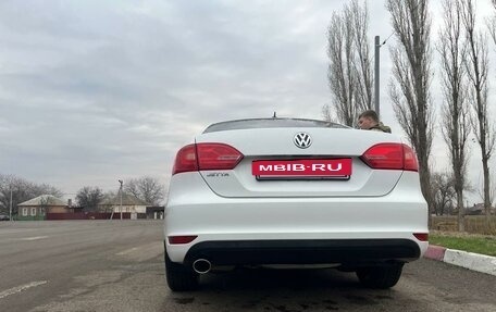 Volkswagen Jetta VI, 2012 год, 1 400 000 рублей, 4 фотография