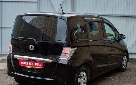 Honda Freed I, 2012 год, 1 050 000 рублей, 4 фотография