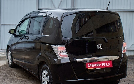 Honda Freed I, 2012 год, 1 050 000 рублей, 6 фотография