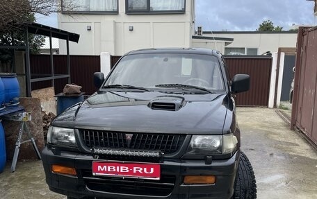 Mitsubishi Pajero Sport II рестайлинг, 1999 год, 1 050 000 рублей, 1 фотография