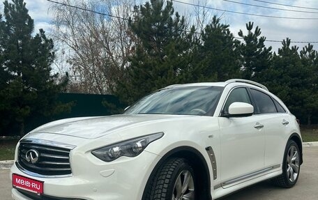 Infiniti FX II, 2012 год, 3 490 000 рублей, 1 фотография