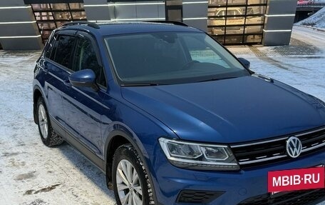 Volkswagen Tiguan II, 2020 год, 2 500 000 рублей, 4 фотография