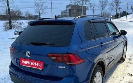 Volkswagen Tiguan II, 2020 год, 2 500 000 рублей, 3 фотография