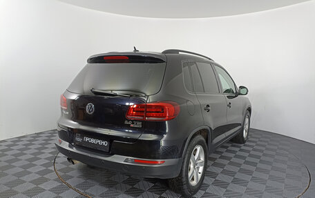 Volkswagen Tiguan I, 2016 год, 1 997 000 рублей, 6 фотография