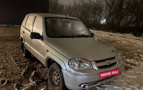 Chevrolet Niva I рестайлинг, 2004 год, 230 000 рублей, 7 фотография