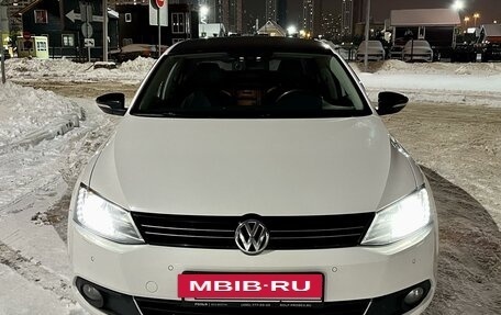 Volkswagen Jetta VI, 2014 год, 1 150 000 рублей, 2 фотография