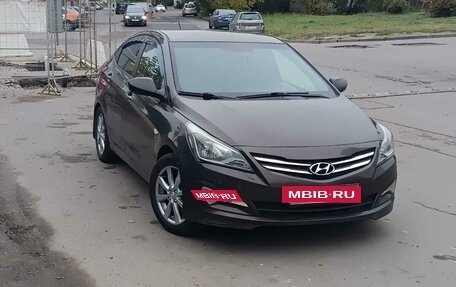 Hyundai Solaris II рестайлинг, 2015 год, 760 000 рублей, 10 фотография