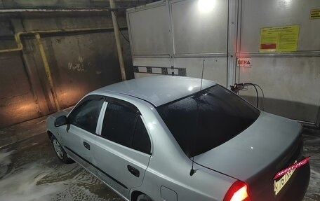 Hyundai Accent II, 2005 год, 260 000 рублей, 3 фотография