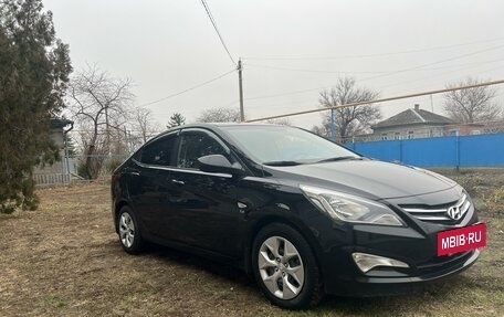 Hyundai Solaris II рестайлинг, 2015 год, 1 250 000 рублей, 6 фотография