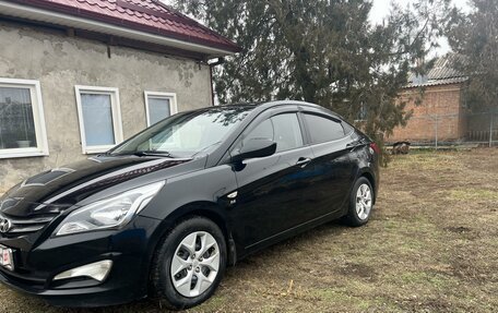 Hyundai Solaris II рестайлинг, 2015 год, 1 250 000 рублей, 8 фотография