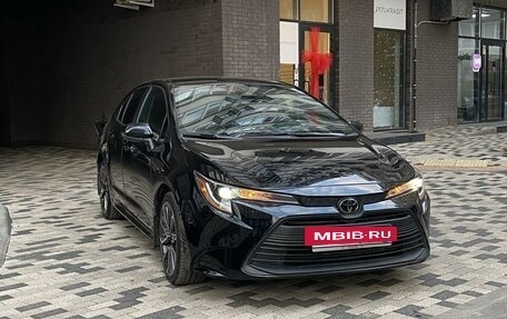 Toyota Corolla, 2023 год, 3 380 000 рублей, 2 фотография