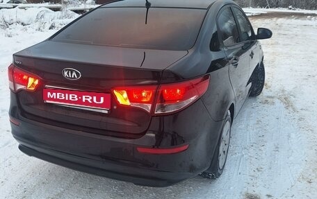 KIA Rio III рестайлинг, 2015 год, 1 070 000 рублей, 13 фотография