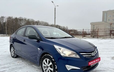 Hyundai Solaris II рестайлинг, 2015 год, 1 100 000 рублей, 6 фотография