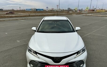 Toyota Camry, 2019 год, 2 900 000 рублей, 2 фотография