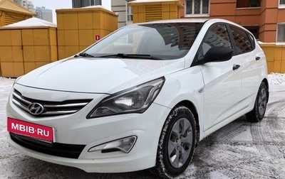 Hyundai Solaris II рестайлинг, 2015 год, 890 000 рублей, 1 фотография