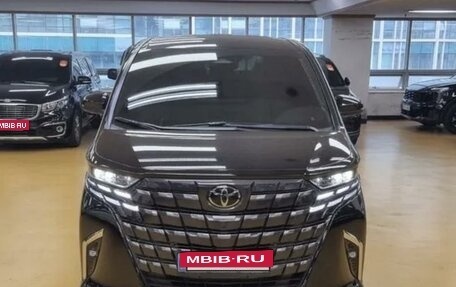 Toyota Alphard, 2024 год, 13 980 000 рублей, 2 фотография