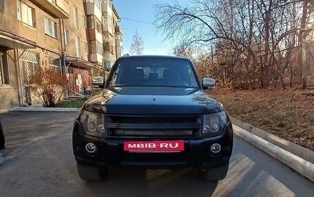 Mitsubishi Pajero IV, 2008 год, 1 600 000 рублей, 8 фотография