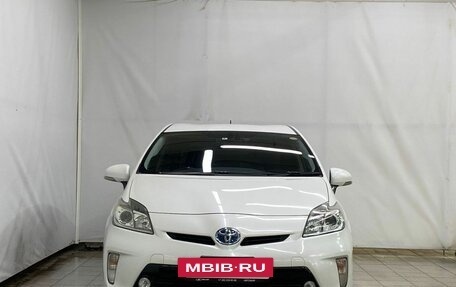 Toyota Prius, 2014 год, 1 349 000 рублей, 2 фотография