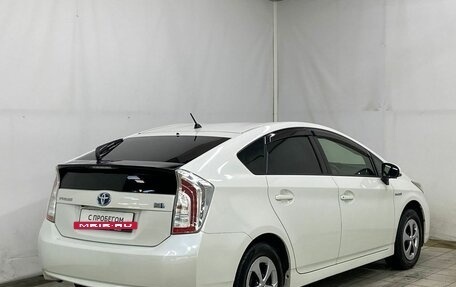 Toyota Prius, 2014 год, 1 349 000 рублей, 5 фотография