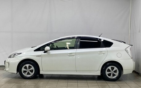 Toyota Prius, 2014 год, 1 349 000 рублей, 8 фотография