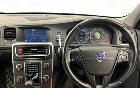 Volvo V60 I, 2013 год, 930 000 рублей, 6 фотография