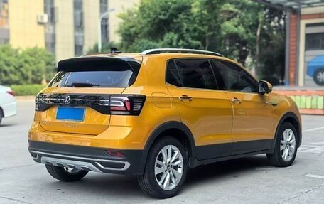 Volkswagen T-Cross I, 2021 год, 1 600 000 рублей, 3 фотография