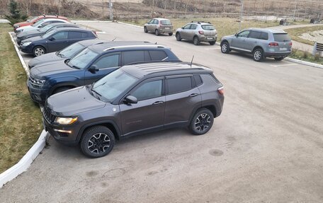 Jeep Compass II, 2019 год, 2 100 000 рублей, 1 фотография