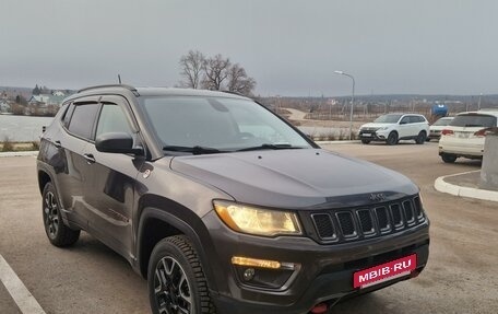 Jeep Compass II, 2019 год, 2 100 000 рублей, 4 фотография